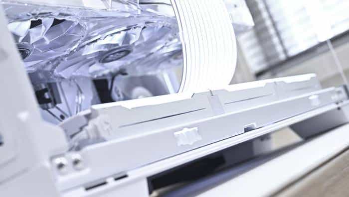 搭建无边海景房——影驰 Z790+ROG 龙王 3+联力积木风扇 P28 装机展示