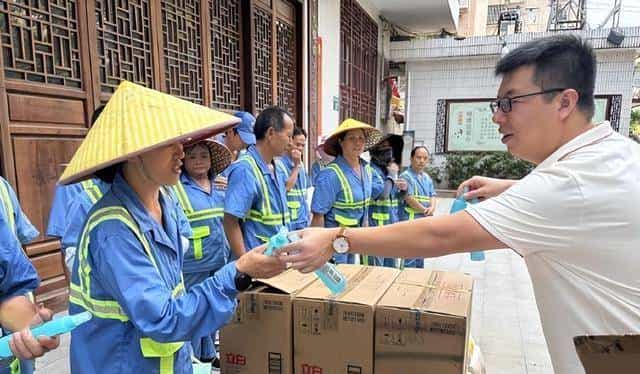 体制内四个“唬人官衔”：听着级别高，实则没实权