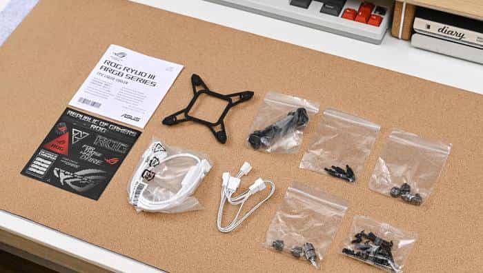 搭建无边海景房——影驰 Z790+ROG 龙王 3+联力积木风扇 P28 装机展示