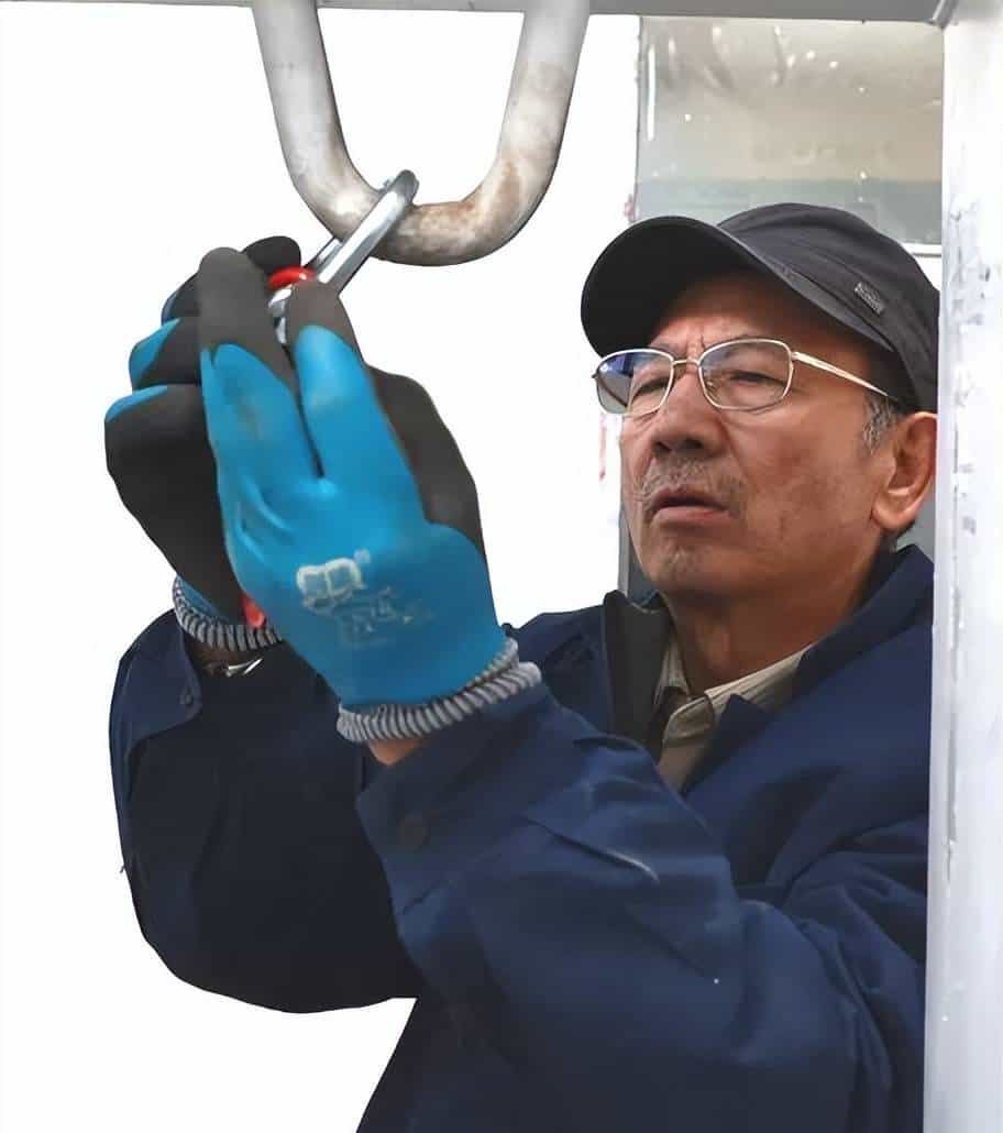 【春风浩荡赴新程】废弃油井变“地壳听诊器”聆听大地的每一次“呼吸”