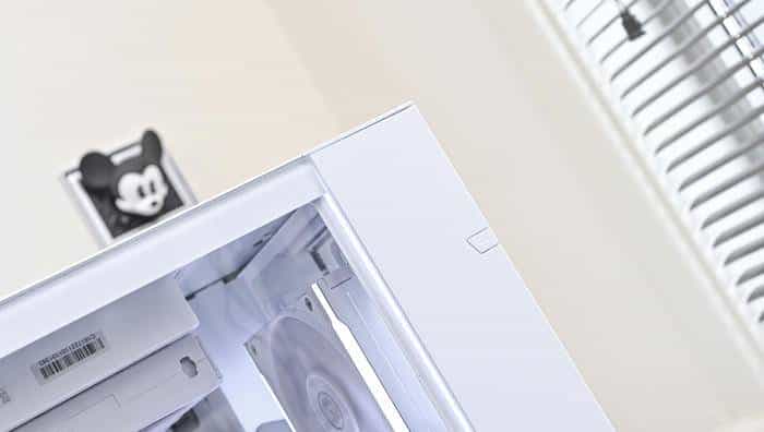 搭建无边海景房——影驰 Z790+ROG 龙王 3+联力积木风扇 P28 装机展示