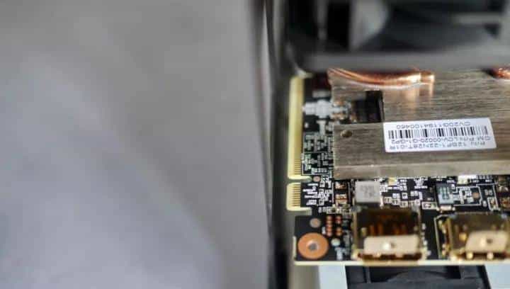 49国军？技嘉 Aorus RTX 2080Ti GamingBox评测连载1