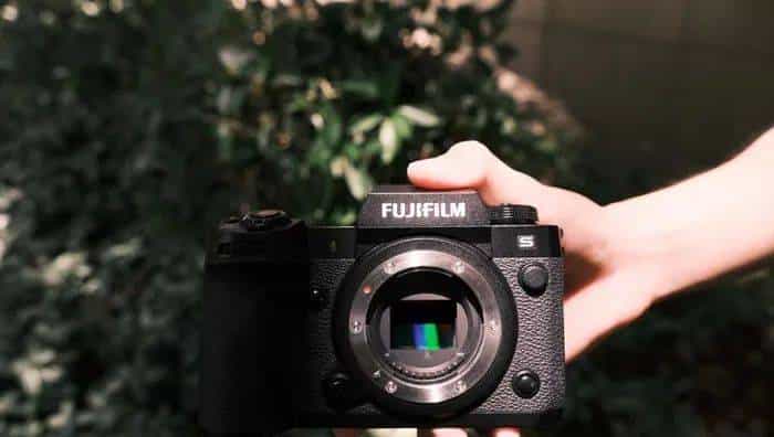 2023影像行业八大现状解析：微单崛起，单反渐退