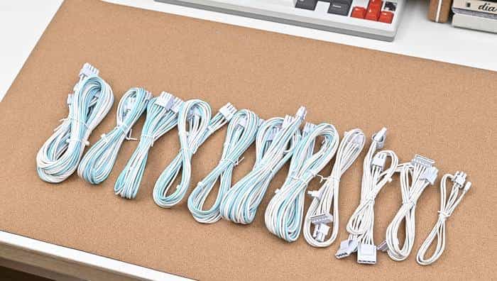 搭建无边海景房——影驰 Z790+ROG 龙王 3+联力积木风扇 P28 装机展示