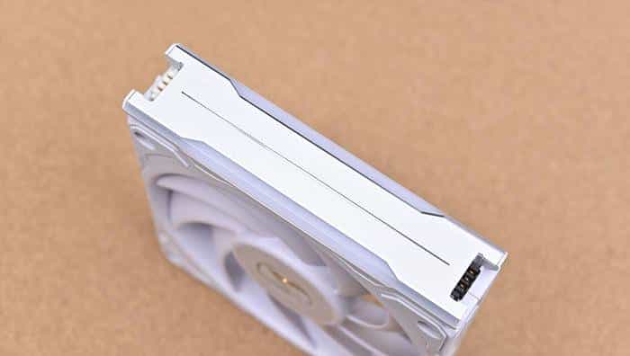 搭建无边海景房——影驰 Z790+ROG 龙王 3+联力积木风扇 P28 装机展示