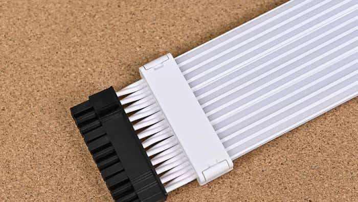 搭建无边海景房——影驰 Z790+ROG 龙王 3+联力积木风扇 P28 装机展示