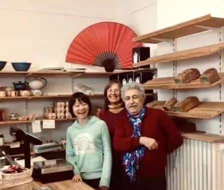 河流奔向平原，少女走向世界｜姜林静