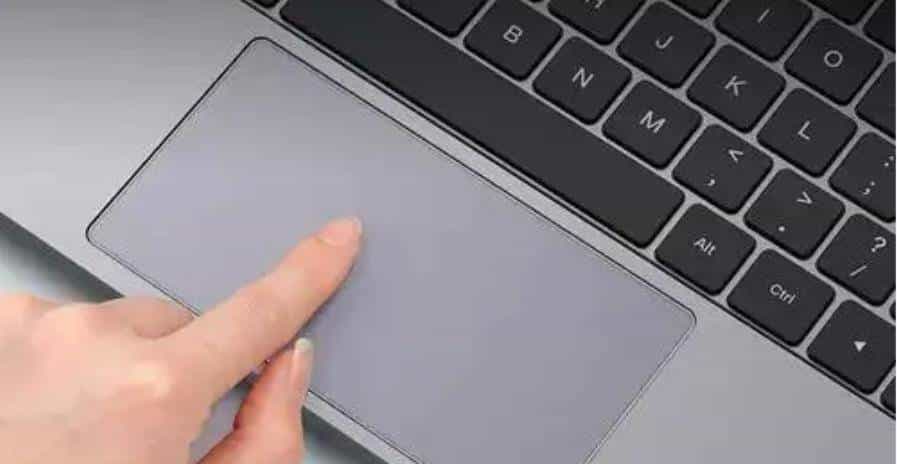 笔记本触摸板用好了真能甩掉鼠标！这些操作你肯定用得上