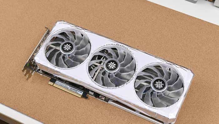 搭建无边海景房——影驰 Z790+ROG 龙王 3+联力积木风扇 P28 装机展示