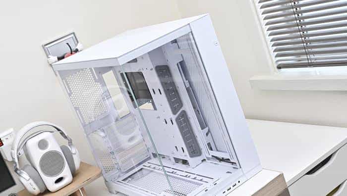 搭建无边海景房——影驰 Z790+ROG 龙王 3+联力积木风扇 P28 装机展示