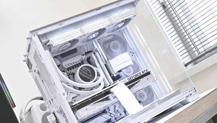 搭建无边海景房——影驰 Z790+ROG 龙王 3+联力积木风扇 P28 装机展示