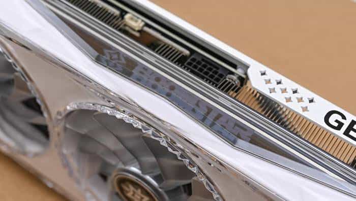 搭建无边海景房——影驰 Z790+ROG 龙王 3+联力积木风扇 P28 装机展示