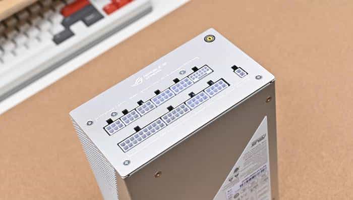 搭建无边海景房——影驰 Z790+ROG 龙王 3+联力积木风扇 P28 装机展示