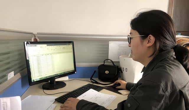 体制内四个“唬人官衔”：听着级别高，实则没实权