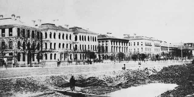 体制内四个“唬人官衔”：听着级别高，实则没实权