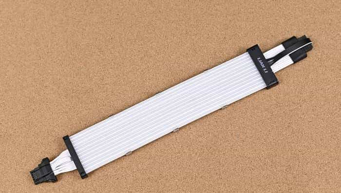 搭建无边海景房——影驰 Z790+ROG 龙王 3+联力积木风扇 P28 装机展示