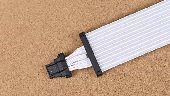 搭建无边海景房——影驰 Z790+ROG 龙王 3+联力积木风扇 P28 装机展示