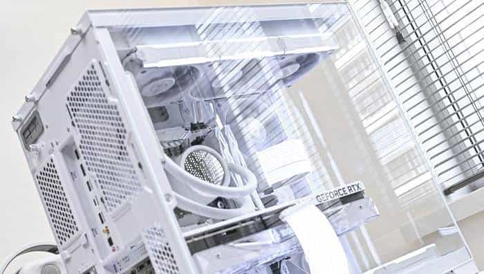 搭建无边海景房——影驰 Z790+ROG 龙王 3+联力积木风扇 P28 装机展示