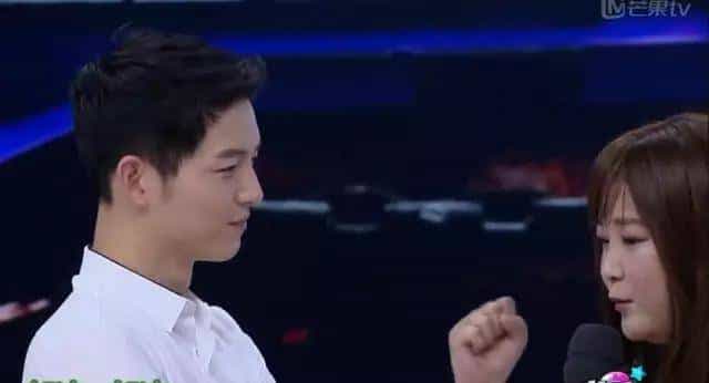 她拿下了宋仲基还不够，居然为了大张伟，还拒绝了王凯黄晓明！