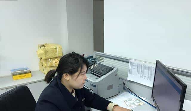 体制内四个“唬人官衔”：听着级别高，实则没实权