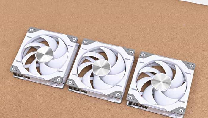 华擎 B760 Pro RS+影驰 4070Ti+追风者 G500A 装机展示