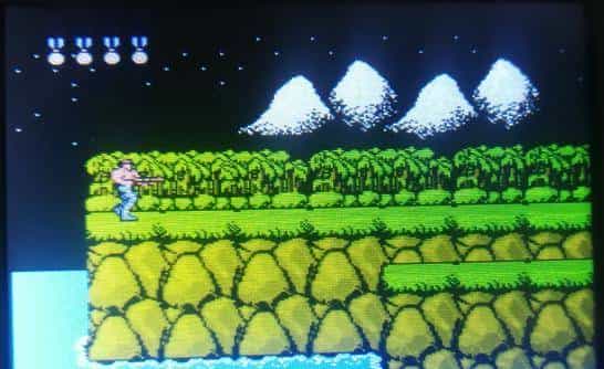 “上上下下，左右左右，BABA”曾经的你绝对在魂斗罗里这么干过