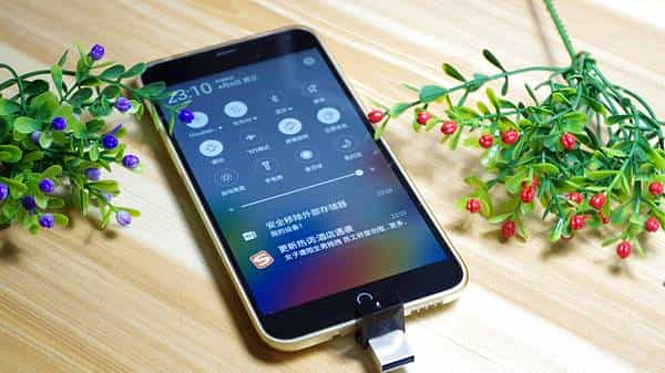 #本站首晒# 手机无法插TF卡？Kingston 金士顿 OTG U盘