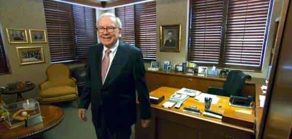 巴菲特再加码能源，这份《滚雪球》作者收藏级的采访里早就披露了他的投资原则，还有他的盲点和弱项……