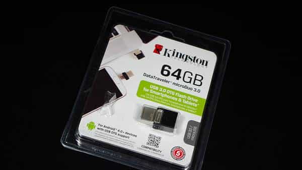 #本站首晒# 手机无法插TF卡？Kingston 金士顿 OTG U盘