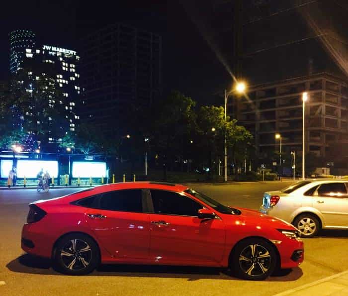 ^法拉利红^第十代本田思域提车