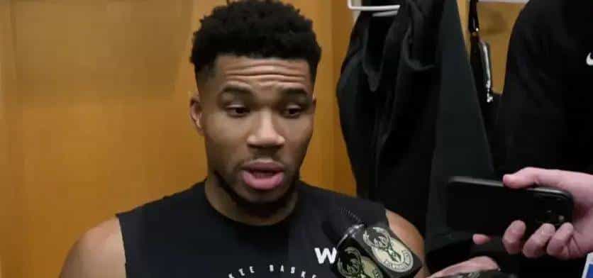 字母哥晒垃圾时间扣篮照:我表达能力有限但你应该清楚我的意思