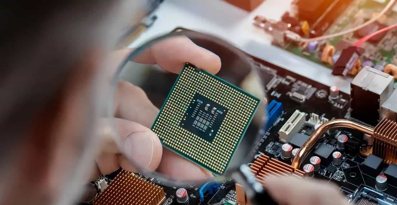 中国新型芯片摩尔线程全功能GPU问世！