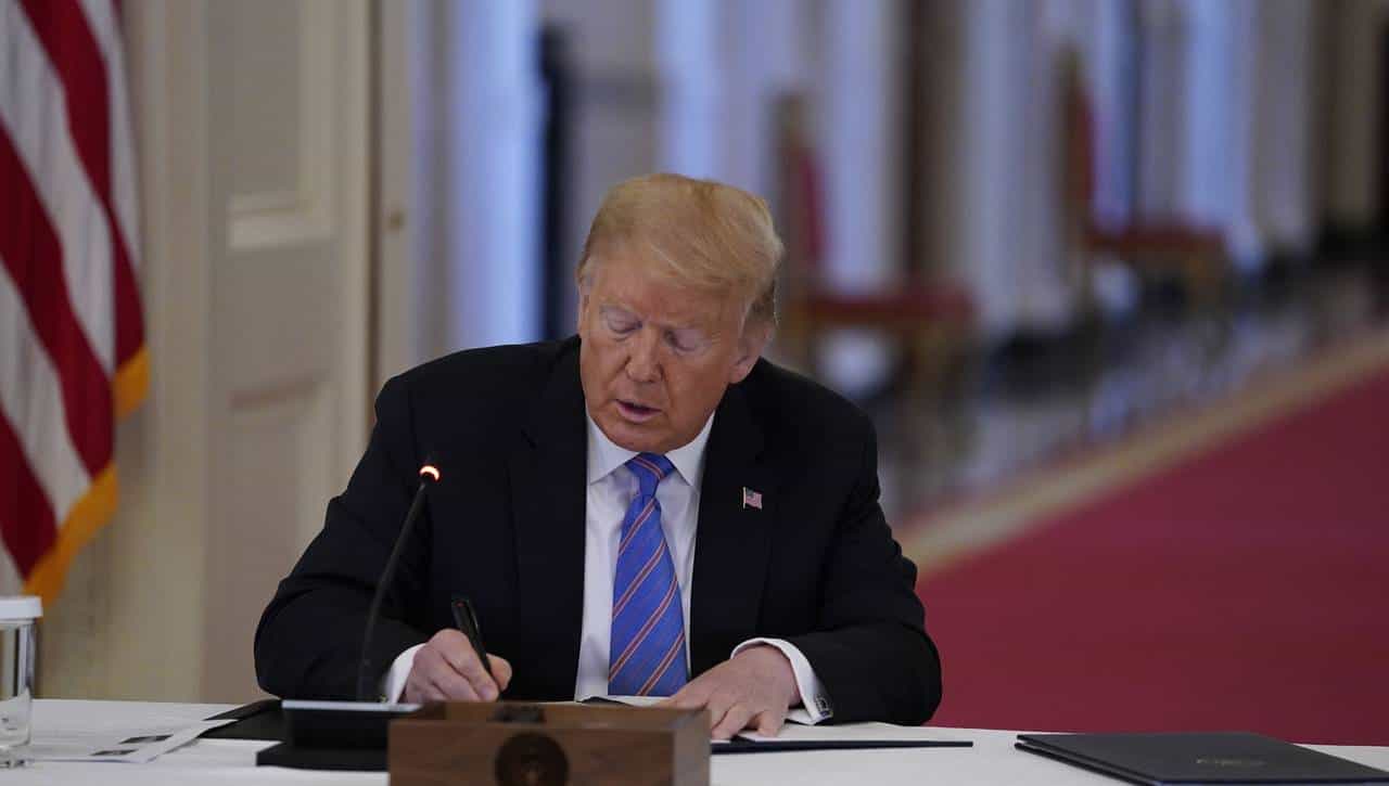 美全票通过涉台法案，国产GPU上市涨500%，黄仁勋担心的事发生了