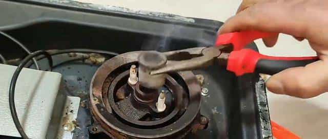 燃气灶加螺丝，神器大妙用？好多人居然不知道