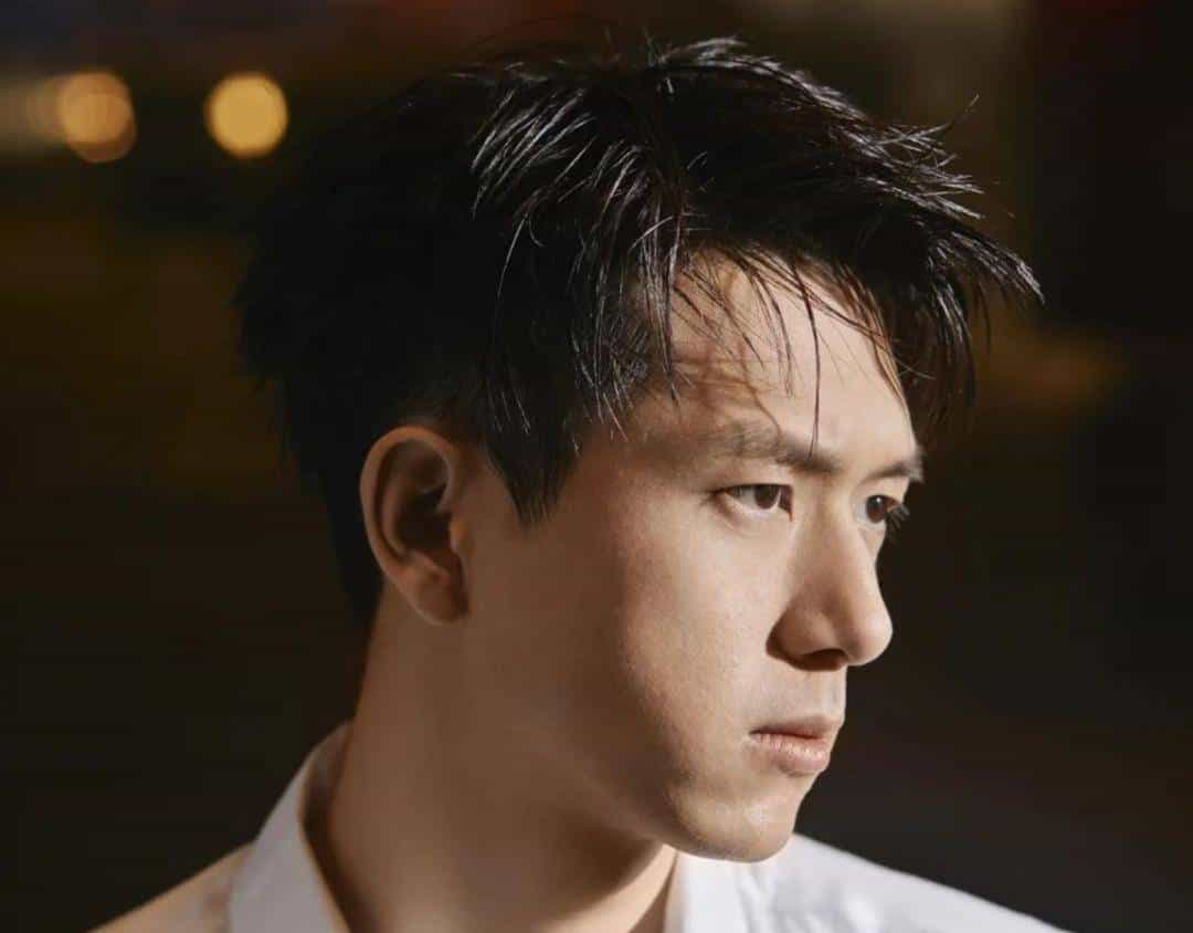 我佩服这顶流敢在巅峰期玩消失