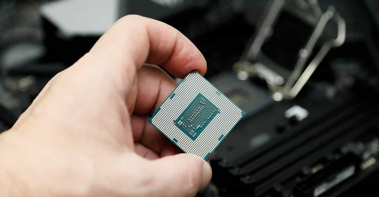 美全票通过涉台法案，国产GPU上市涨500%，黄仁勋担心的事发生了