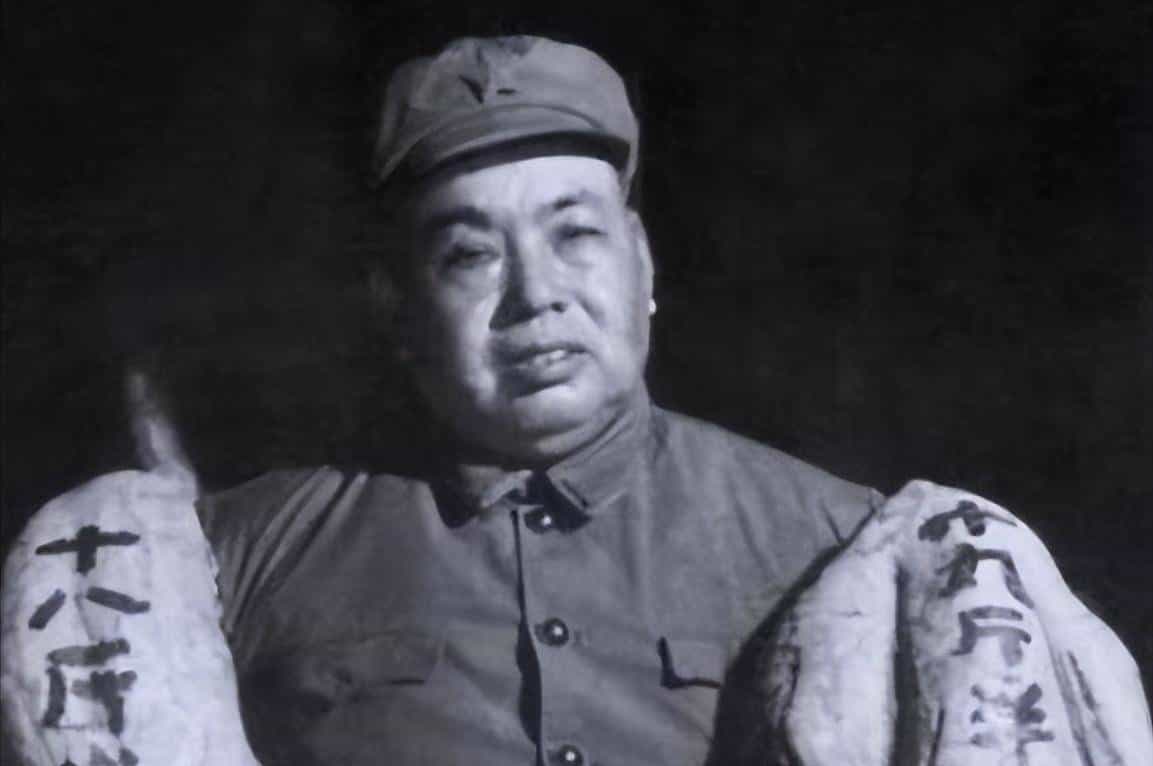 许世友酒后与王新亭打架，陈赓听闻后大怒，刘伯承直接将其调走