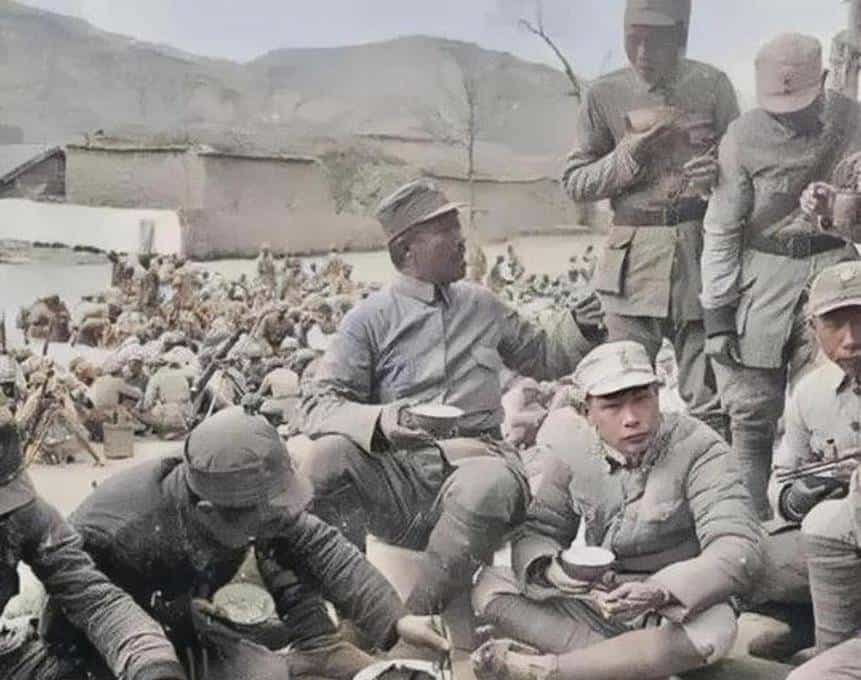 许世友酒后与王新亭打架，陈赓听闻后大怒，刘伯承直接将其调走