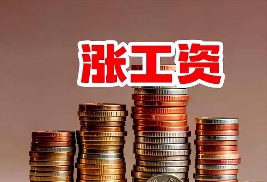 逆势撒钱背后，大厂不傻，AI抢人白热化，基层稳盘是关键