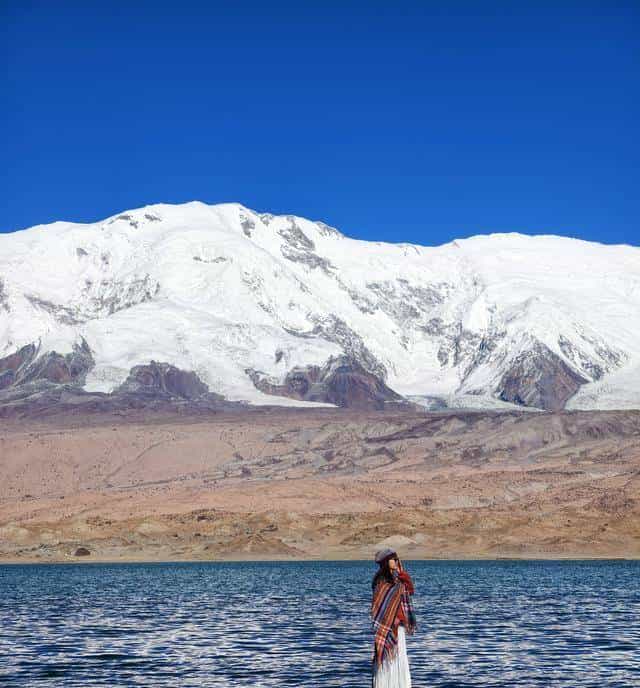 “去了趟新疆,手机相册里全是假的湖。