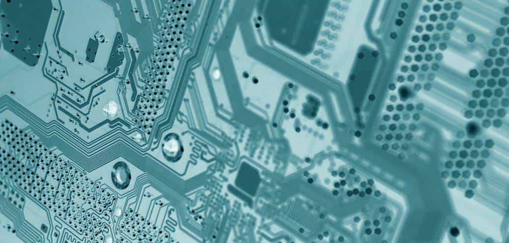 逆势撒钱背后，大厂不傻，AI抢人白热化，基层稳盘是关键