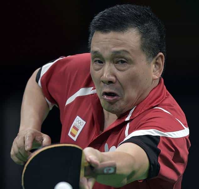 38名中国兵乓球员代表他国参与奥运!英国网友热议撤销足球比赛