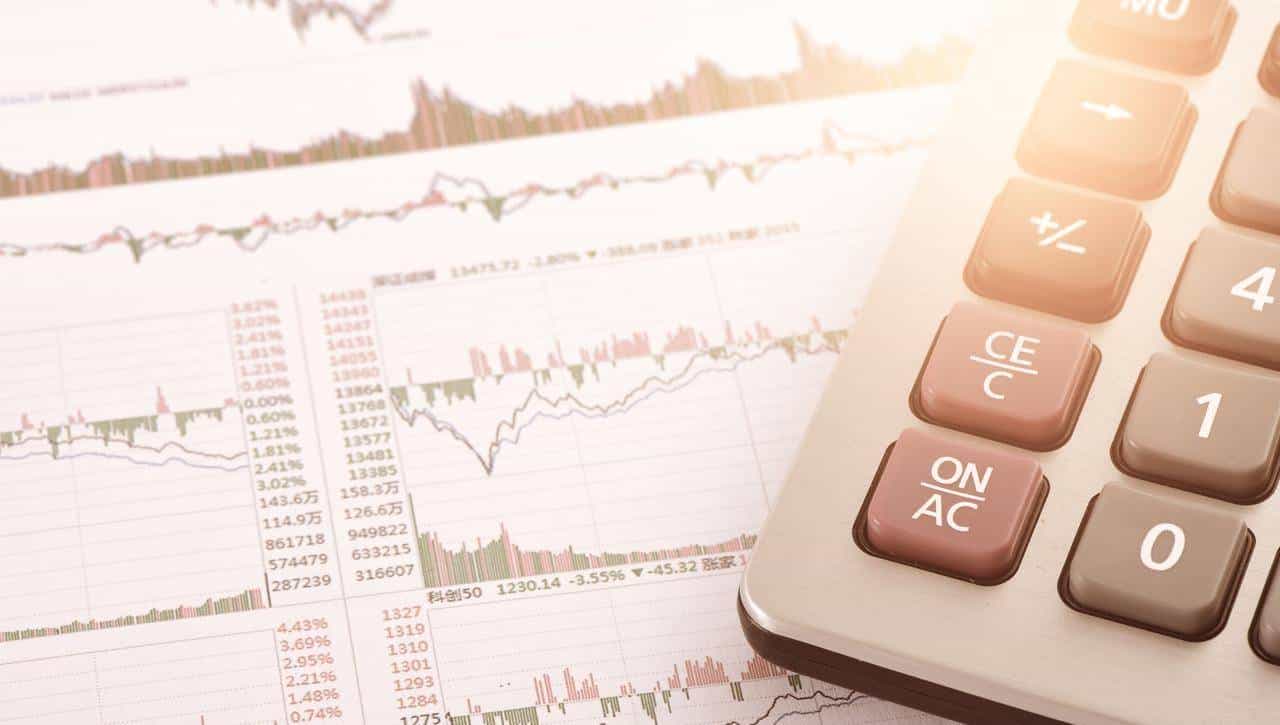 章建平直言：别再盯RSI，吃透“反庄内核”，庄家洗盘出货全暴漏