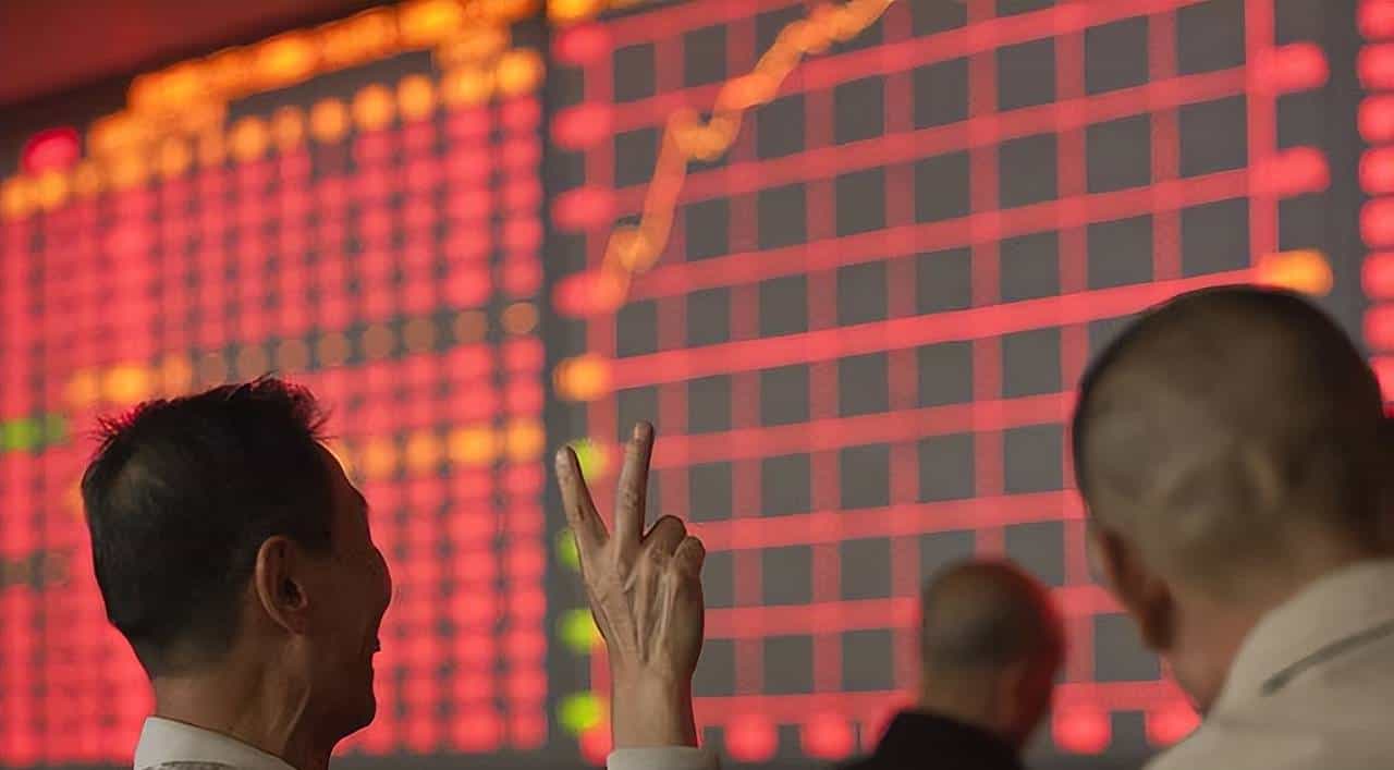 当穷的时候，试试犹太人的炒股思维，用“笨方法”赚钱，简单直接