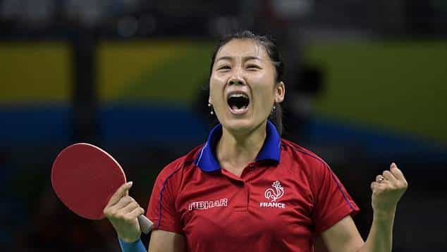 38名中国兵乓球员代表他国参与奥运!英国网友热议撤销足球比赛