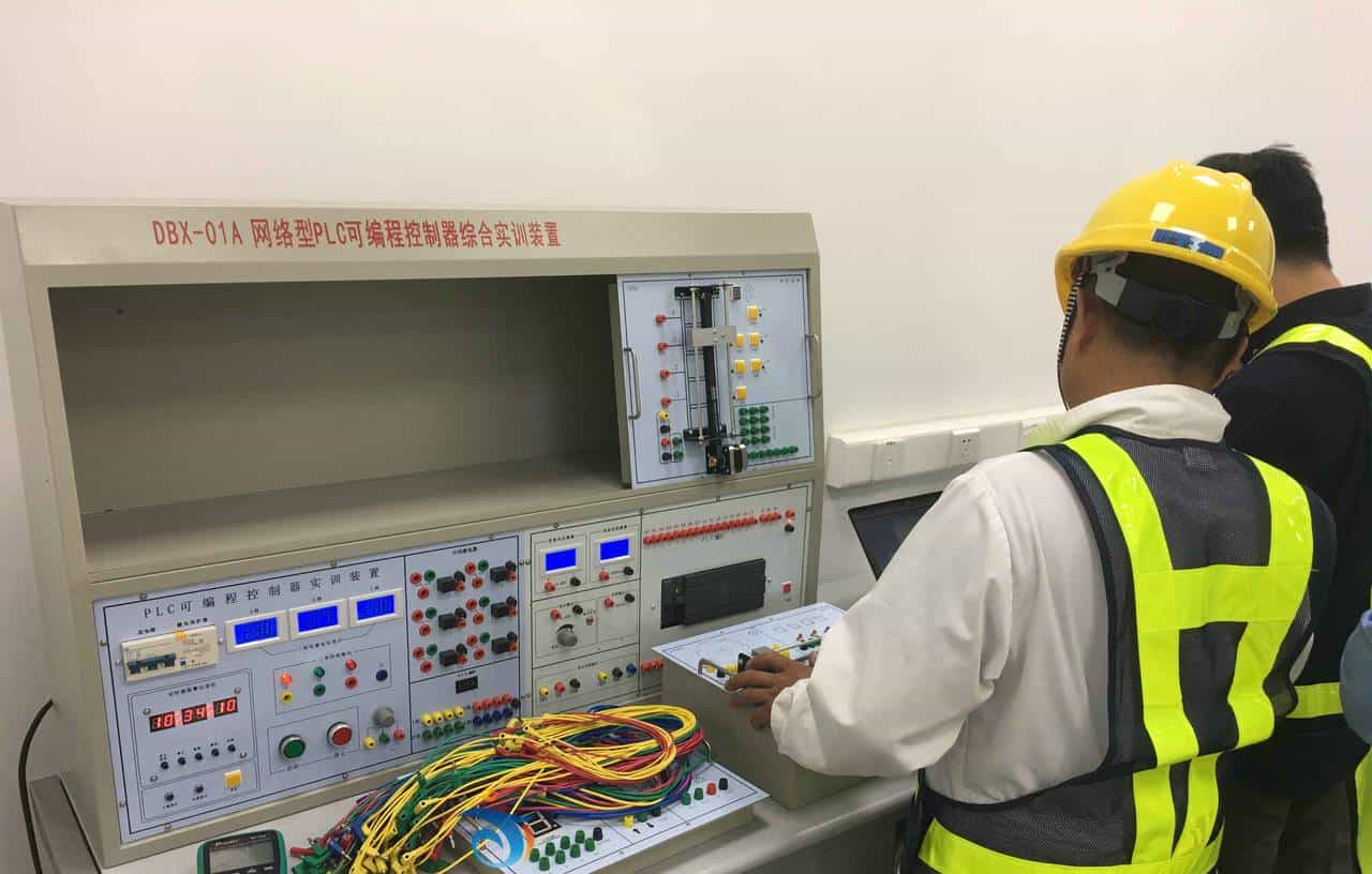 网络型PLC可编程控制器综合实训装置，plc可编程控制器实训装置
