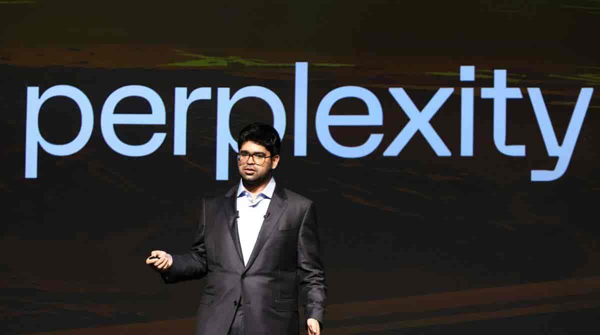 Perplexity CEO断言iPhone根本没被AI颠覆