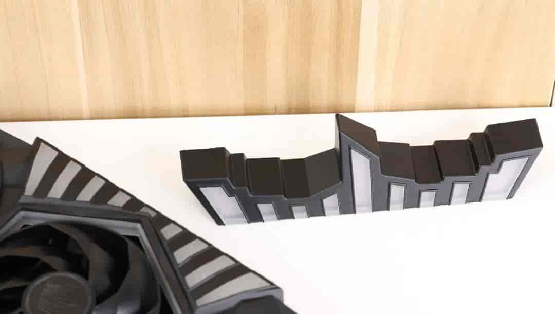 “黑化强三分” RTX 5070 Ti无出其右——影驰RTX 5070 Ti HOF OC LAB 黑魂X