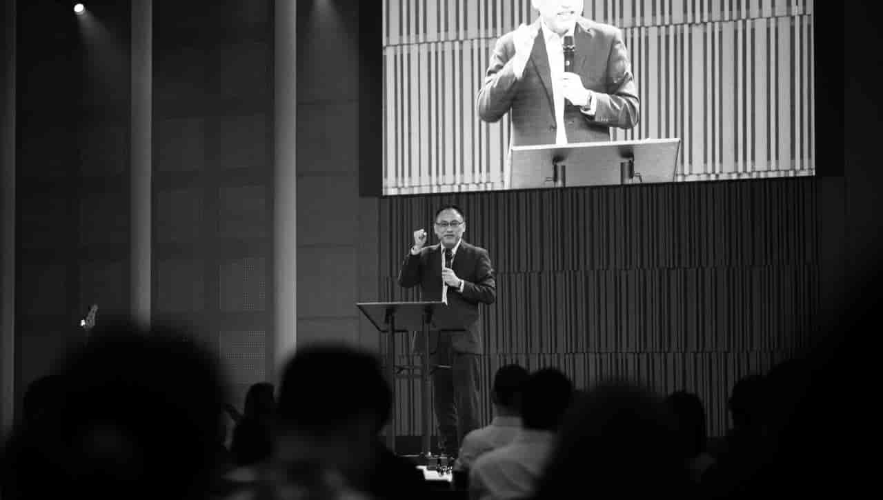 用AI识别伪科学，这三步问完，基本就能判断靠不靠谱