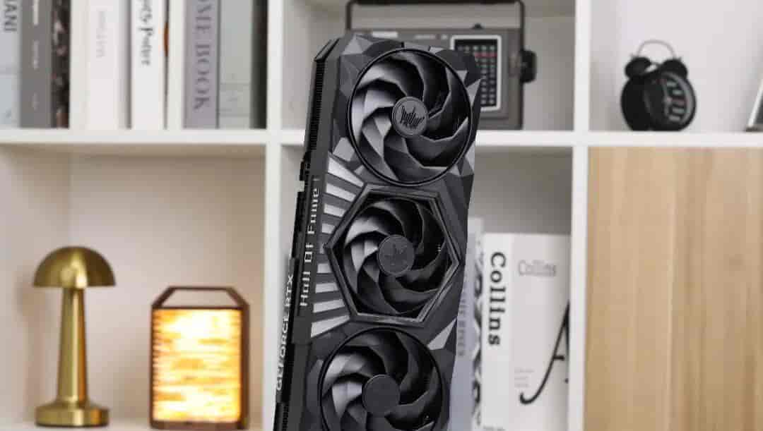 “黑化强三分” RTX 5070 Ti无出其右——影驰RTX 5070 Ti HOF OC LAB 黑魂X